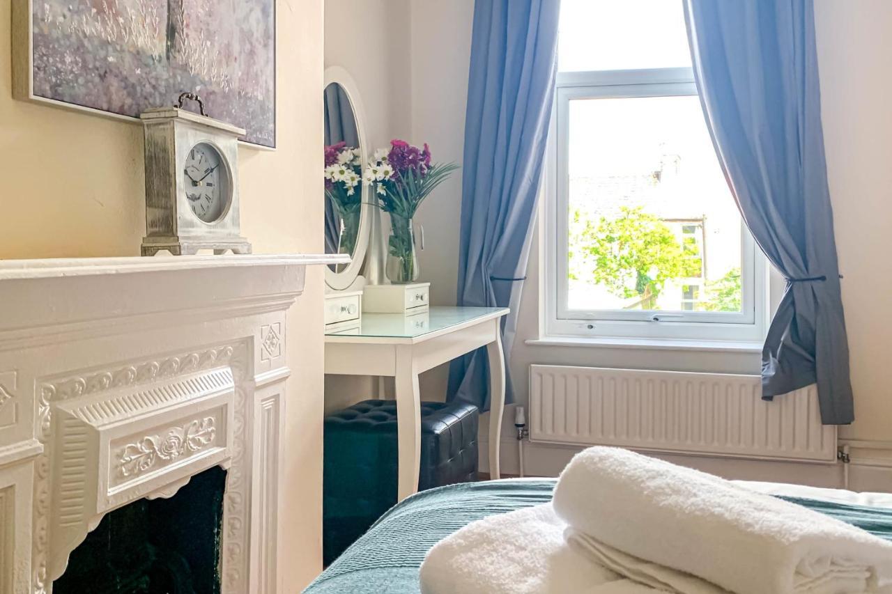 The Groves - Quaint Victorian Home - Free Parking York Exteriör bild