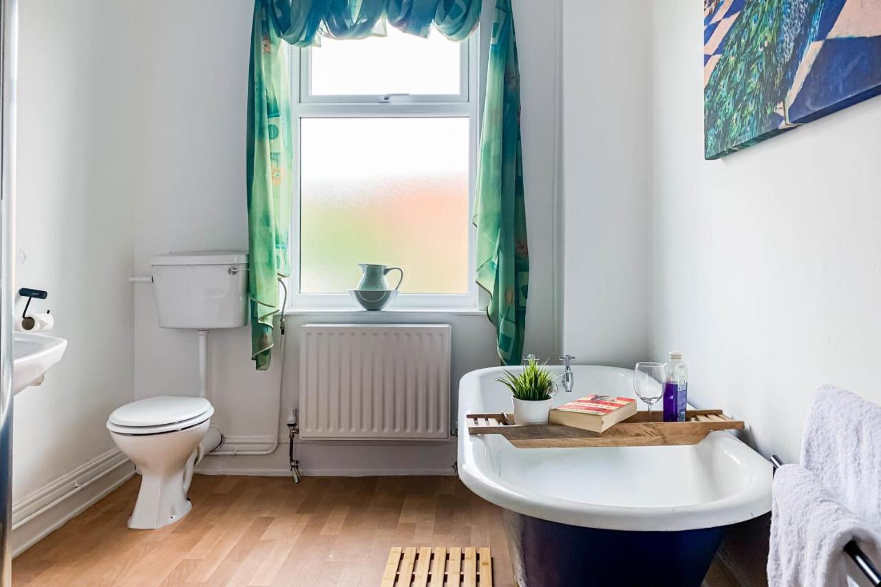 The Groves - Quaint Victorian Home - Free Parking York Exteriör bild